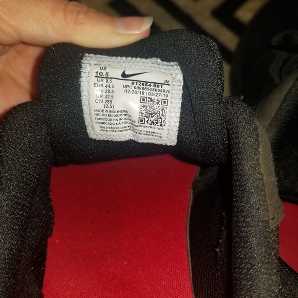 Mens Nike Shoes - Picture 3 of 4